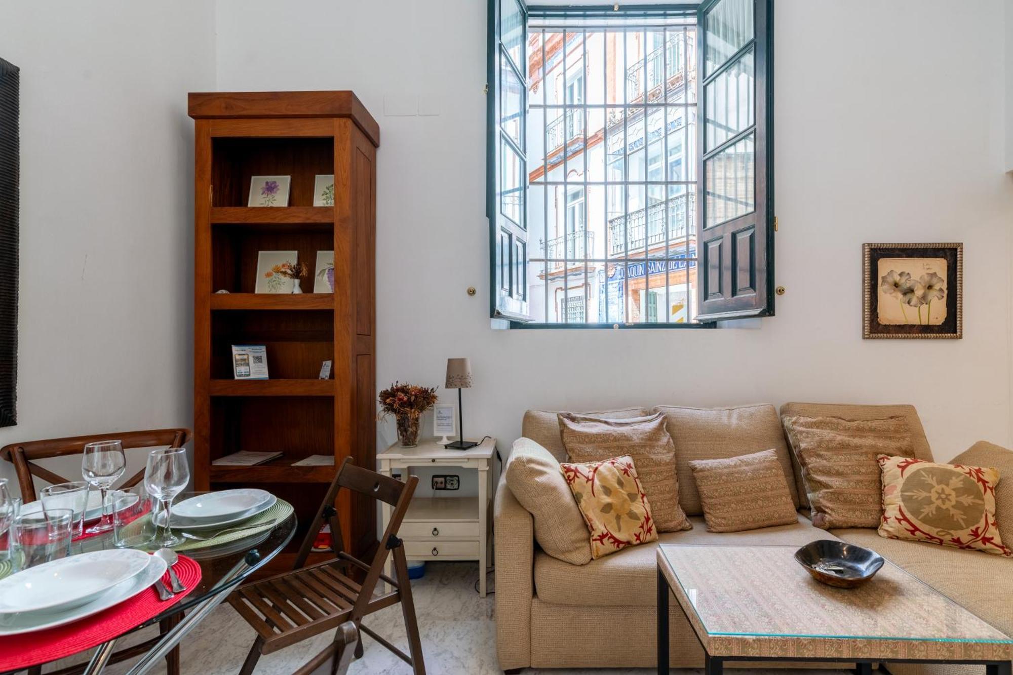 Gy Apartamento En Casa Sevillana Junto A Las Setas, Seville